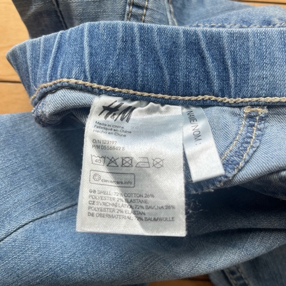 H&M leggings and denim 7-8 - Picture 8 of 10